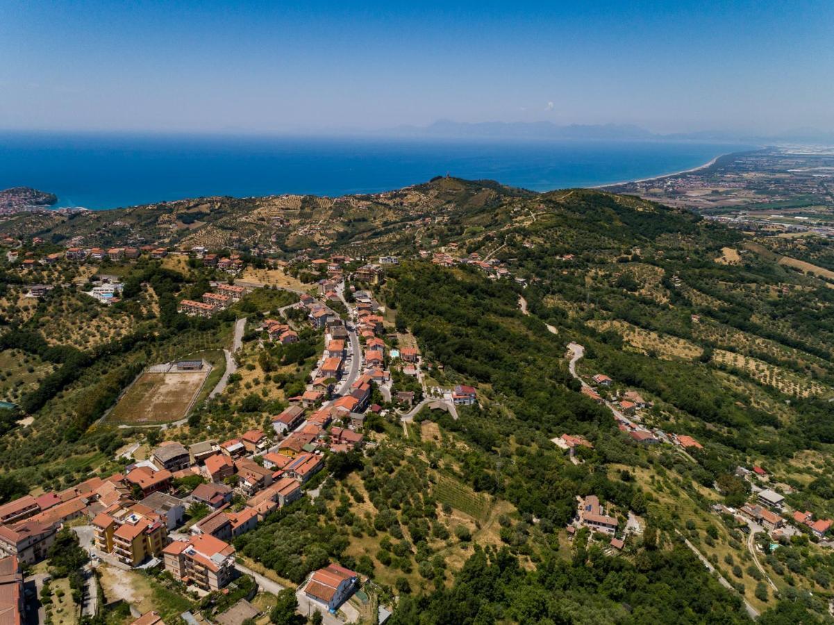 B&B Albachiara Casa Di Campagna Ogliastro Cilento Extérieur photo