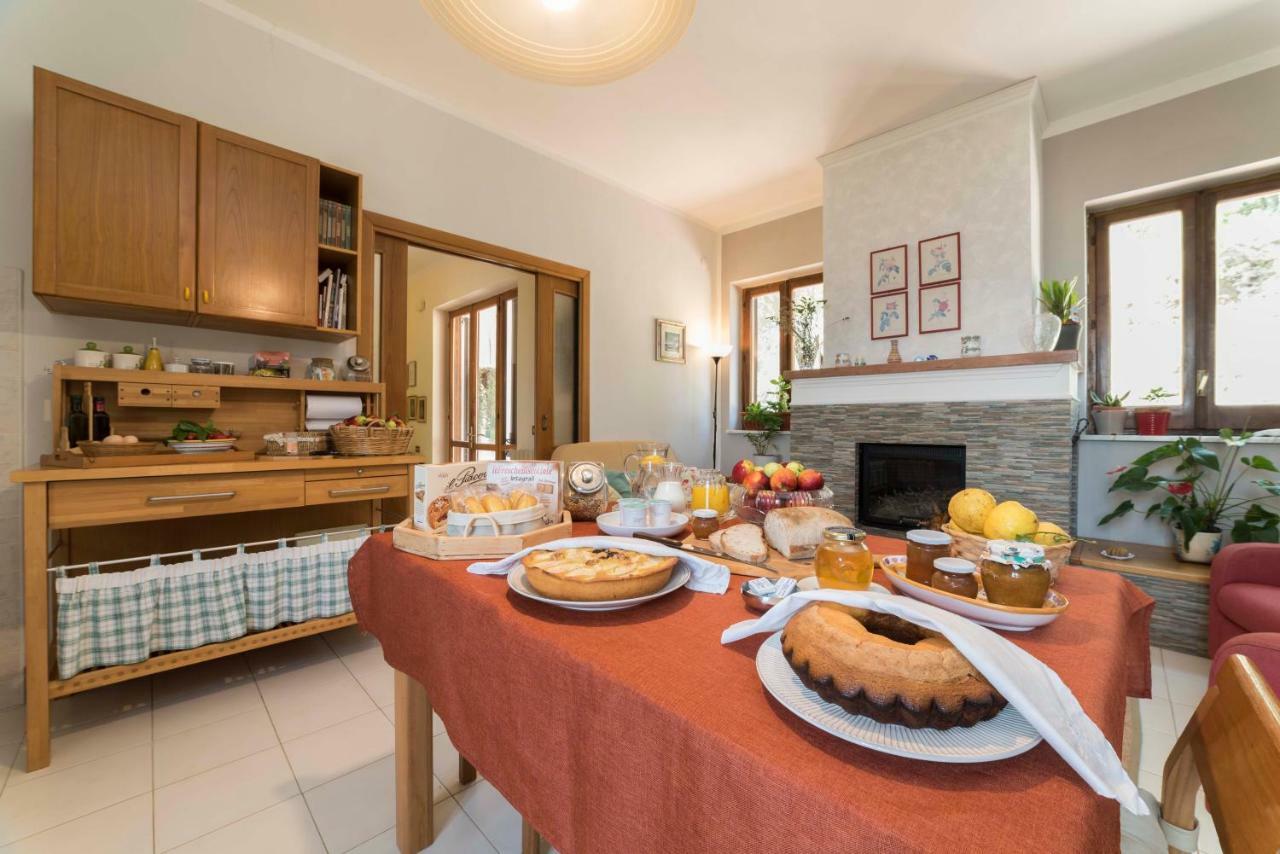 B&B Albachiara Casa Di Campagna Ogliastro Cilento Extérieur photo
